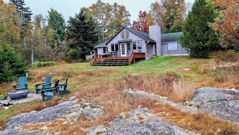 Coastal Downeast Maine Cottage with a Water View - Image 1
