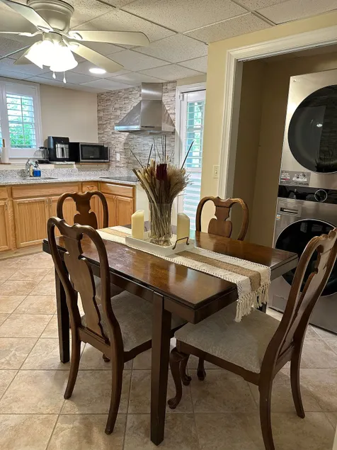Basement for 4 people. 2 bedrooms, 3 beds, 1 bathroom - Image 1