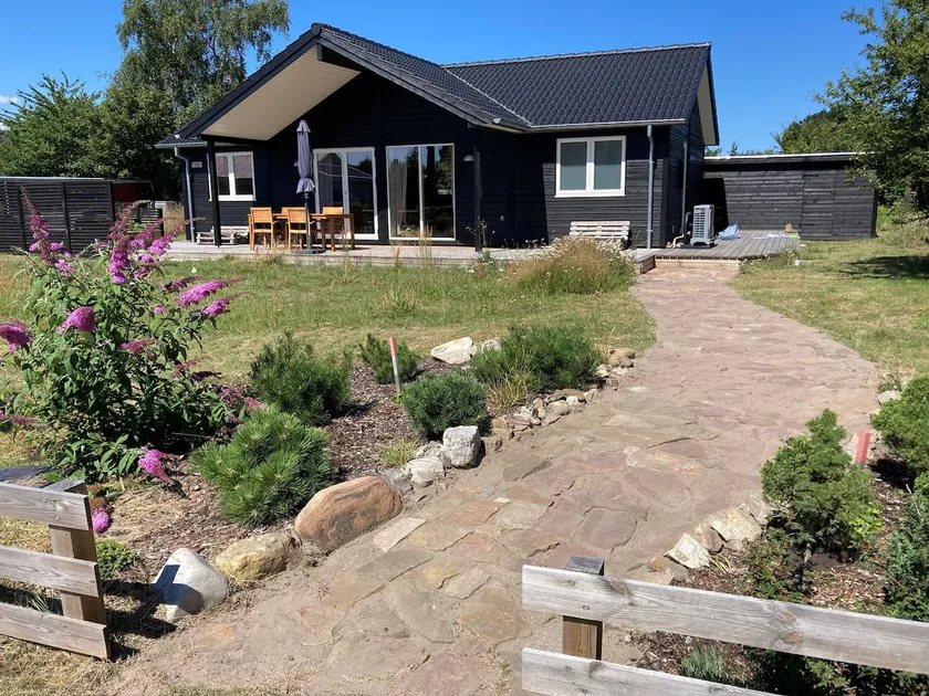 Maravillosa casa apta para niños con jardín y barbacoa | En la playa - Image 1