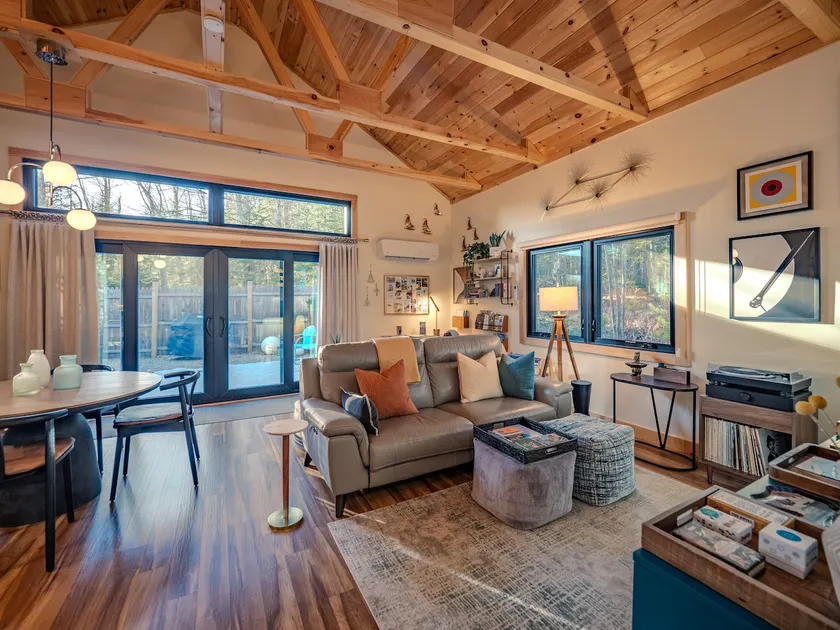 Private Wooded Retreat • Spa Bath • Near the Coast - Image 1