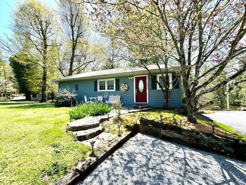 Emerald Shore - Image 1