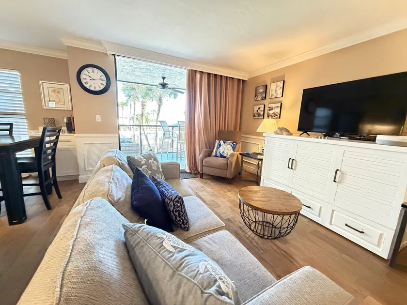 Luxury Poolside Condo- Waterfront/Gated - Image 1