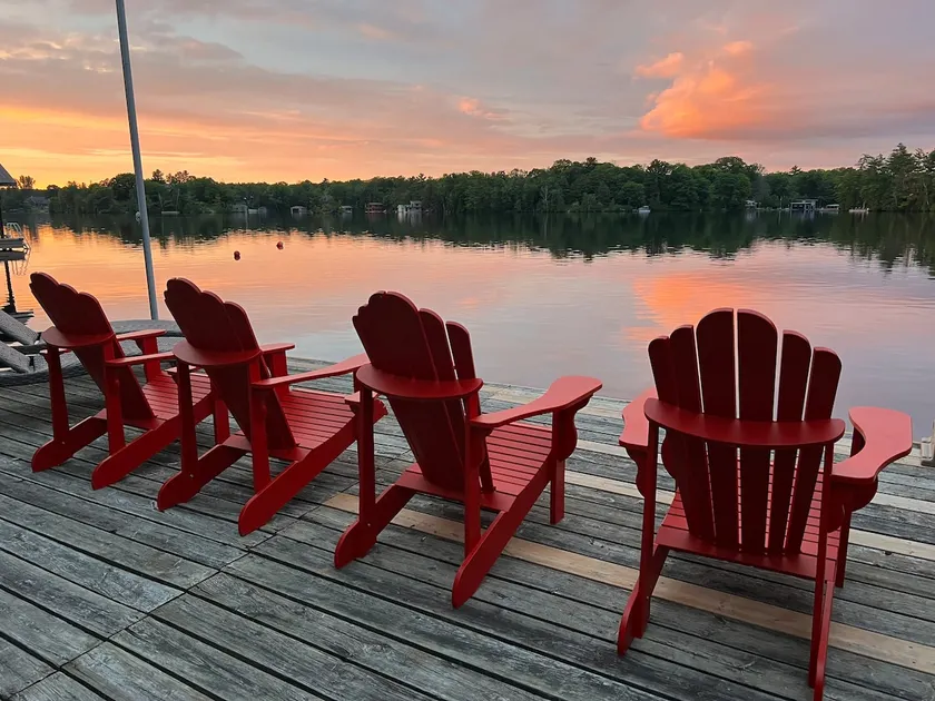 Tranquility Cove Estate on Muskoka Lake Front - Image 1