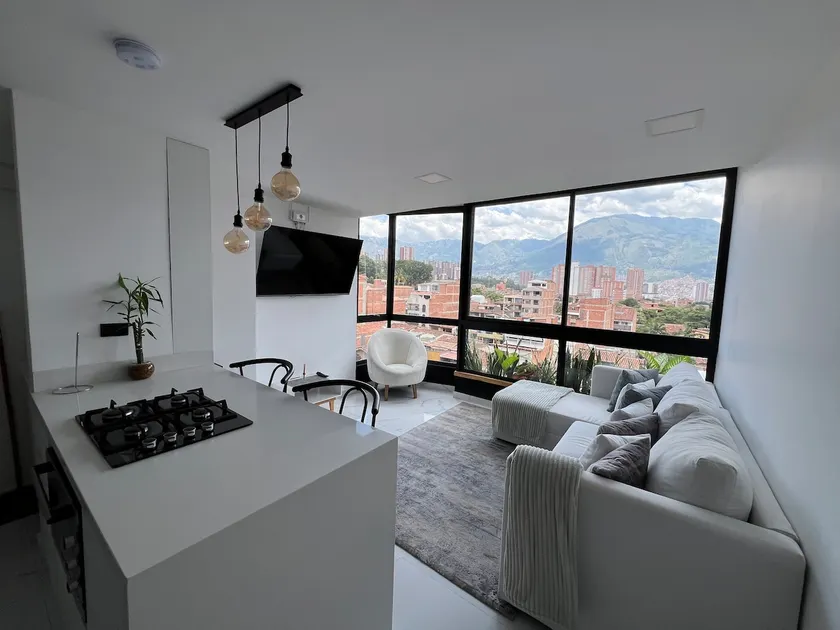 Luxury in the clouds - Image 1