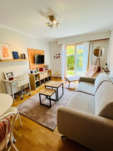 Apartment with a private garden in Comillas - Image 1