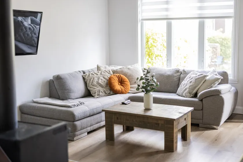 Val Mont | Townhouse – Seasonal Price - Image 1