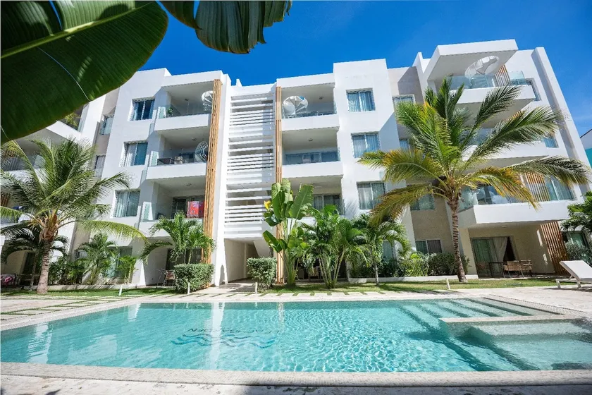 Swim Up Condo at the Beach - Insta Paradise - Image 1