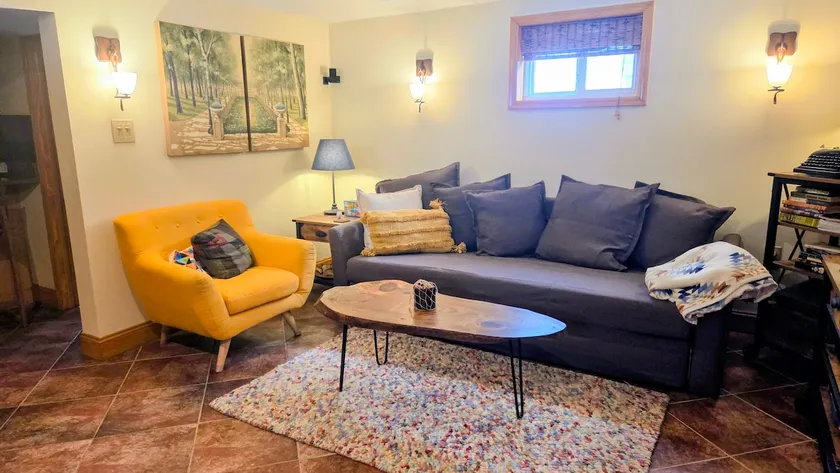 Stunning 1BR by NYC/Metlife, 1Gb, office, wash/dry - Image 1