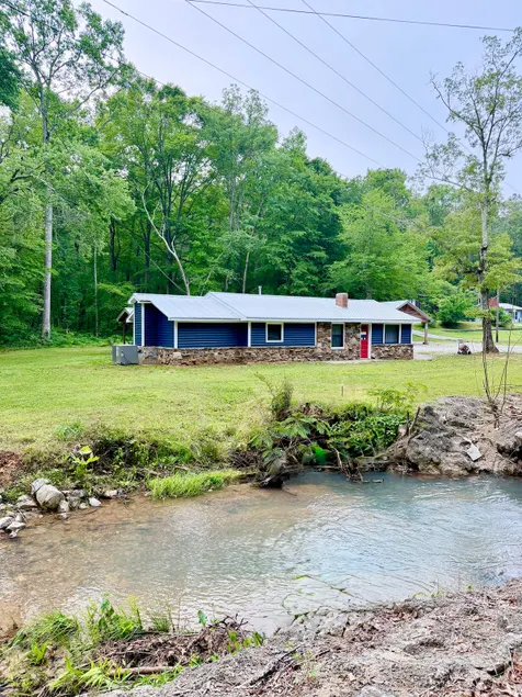 Creekside Cottage @ JP Coleman *JP boat ramp open* - Image 1