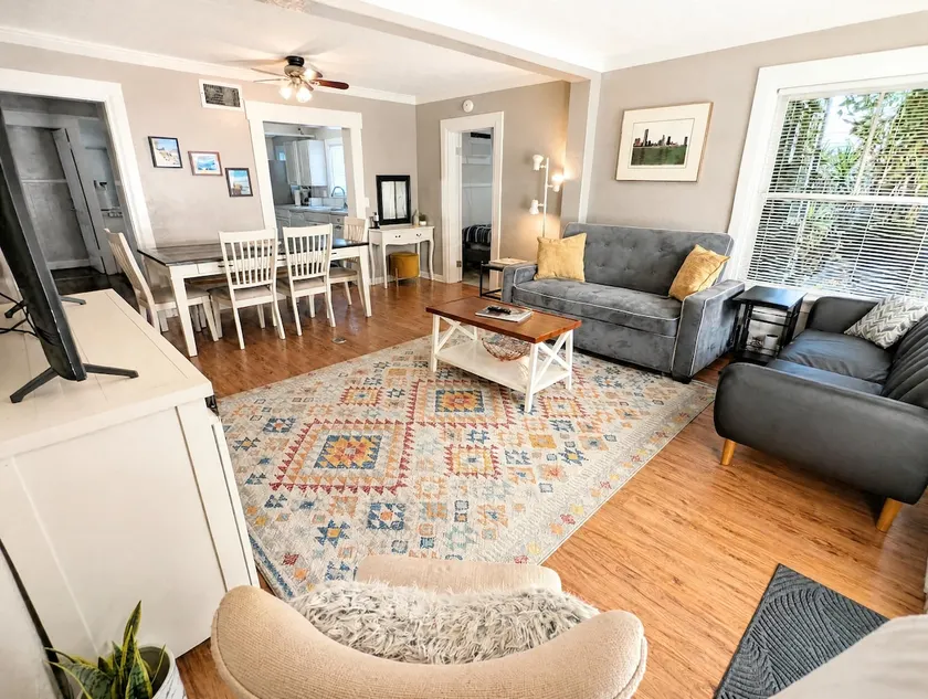 14+ SUPER Budget, King Bed+Arcade+Kitchen+Grill - Image 1