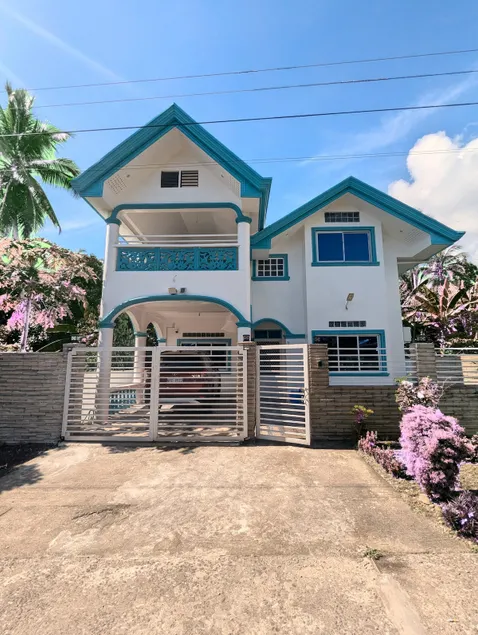 Fully Furnished Villa at Anahawan. High Speed Wifi - Image 1