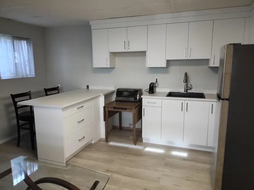 Private guest suite, Greater Vancouver (Burnaby) - Image 1