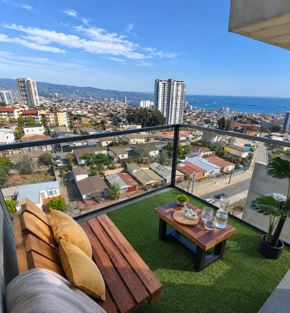 2007, New apartment! With a terrace and ocean view - Image 1