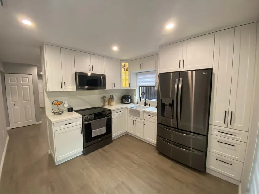 Cozy 2 Bedroom Modern Farmhouse in Miami - Image 1