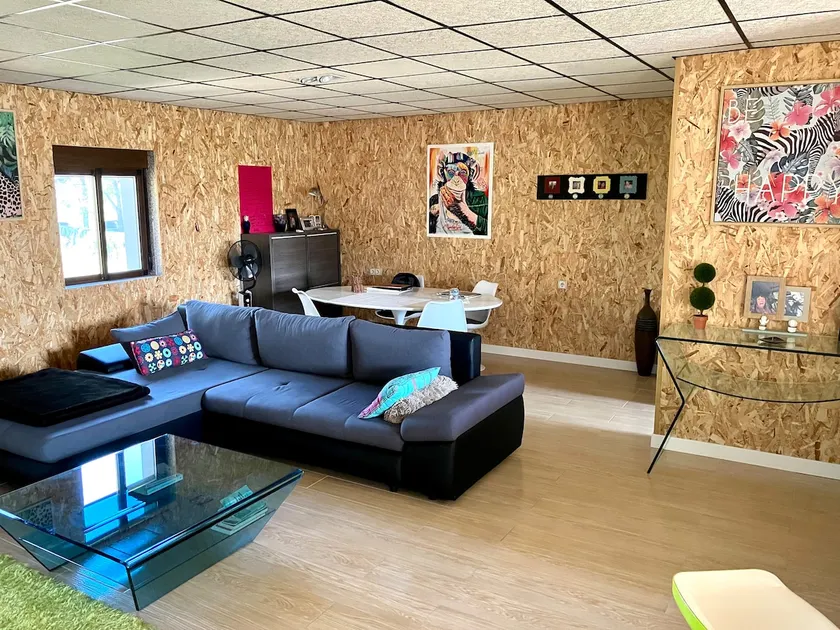 Apartment in Zaragoza - Image 1