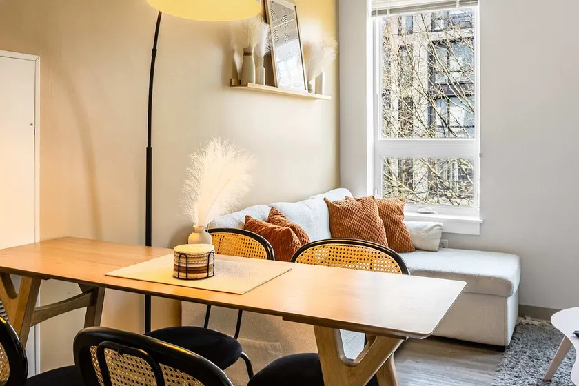 The Jenner : Urban Escape • Inviting • W/D - Image 1