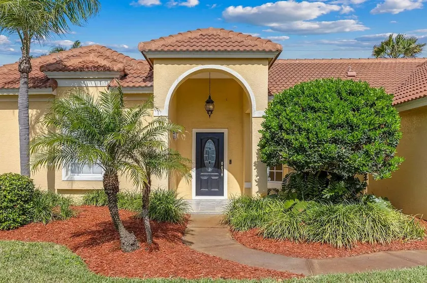 Luxe Beach Retreat | 4 min walk to ocean - Image 1
