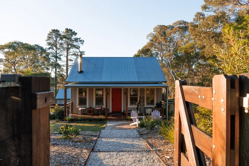 Lyre's Cottage | Private Berrima Escape - Image 1
