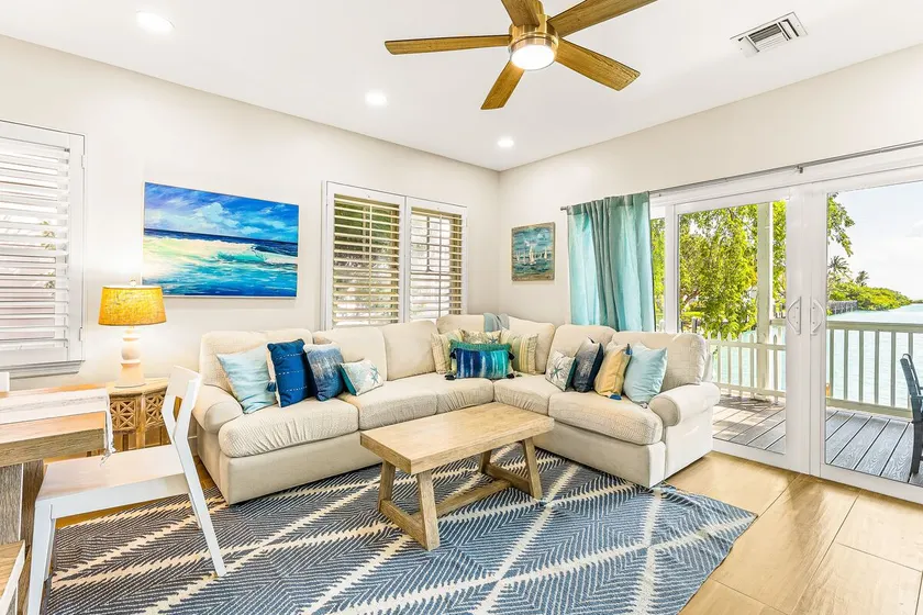 DK33 Harbor Hideaway Villa 7066 - Image 1