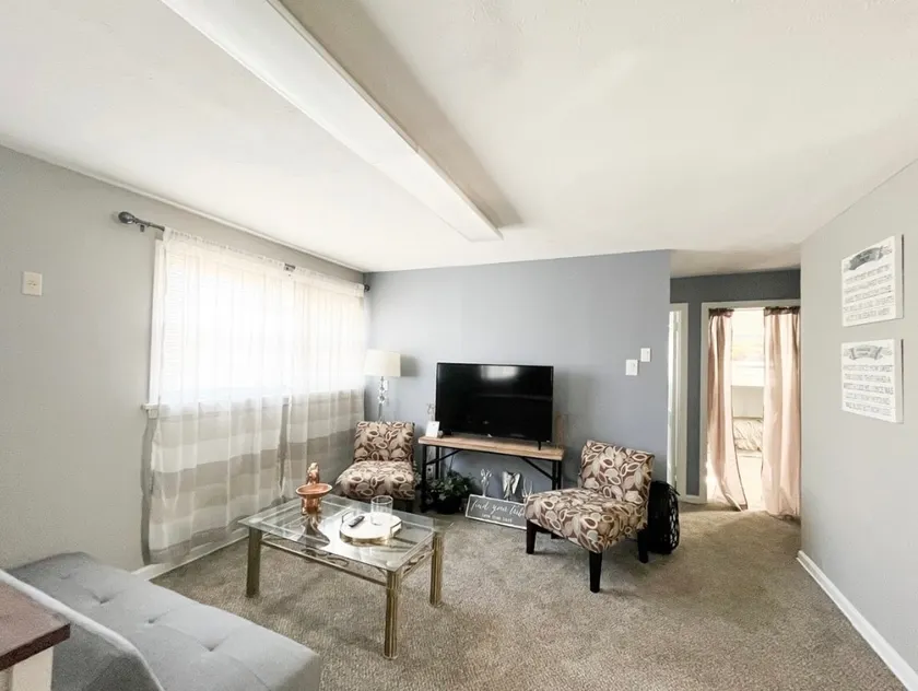 Cheap and Easy Contractor Loft - Image 1