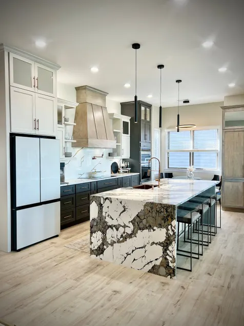 Masters Luxury Home! -4BR, Private Dock/Sauna - Image 1