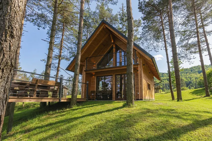 Forest Princess Chalet near Lake Bloke - Happy Rentals - Image 1