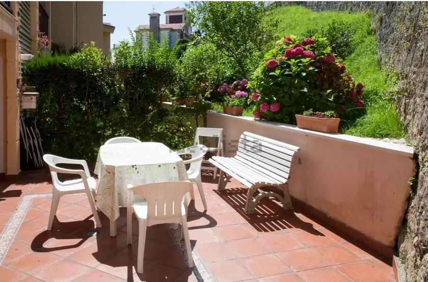 Terrace, Garage, Wi-Fi on the beach. - Image 1