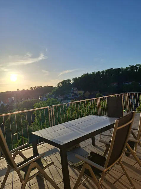 House with a view - Image 1