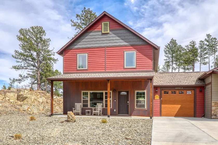 Modern 2BR BH Retreat Condo • Near Mt Rushmore - Image 1