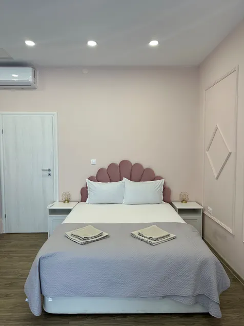 Golden City-Centre Apartment. Premium experience - Image 1