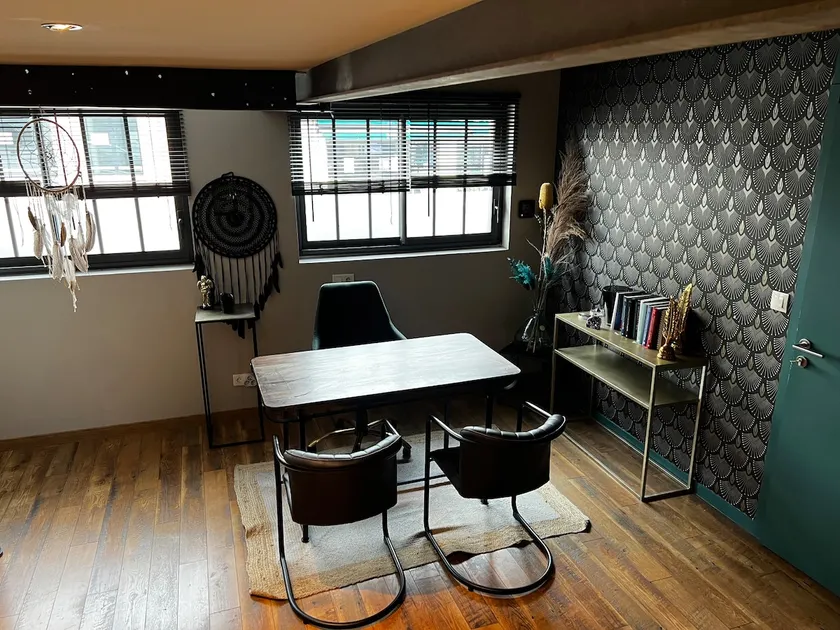 Townhouse, the key to self - Image 1