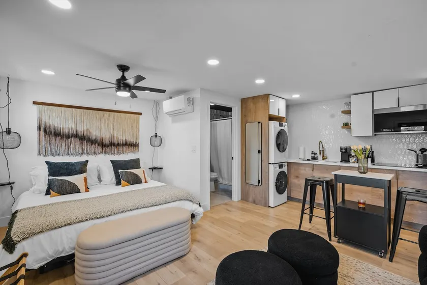 Charming SD Getaway | Kitchen, Laundry, Walkable - Image 1