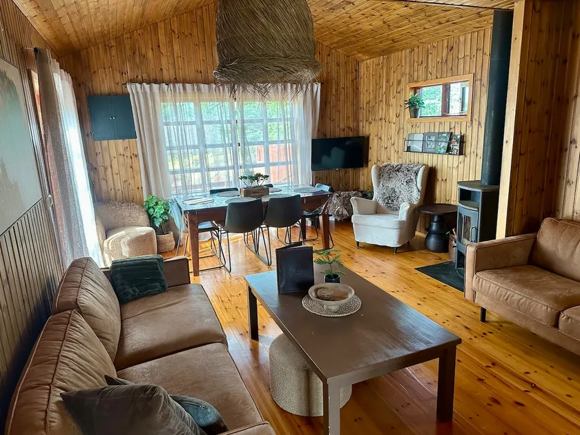 Alftavatn Private Lodge House - Image 1