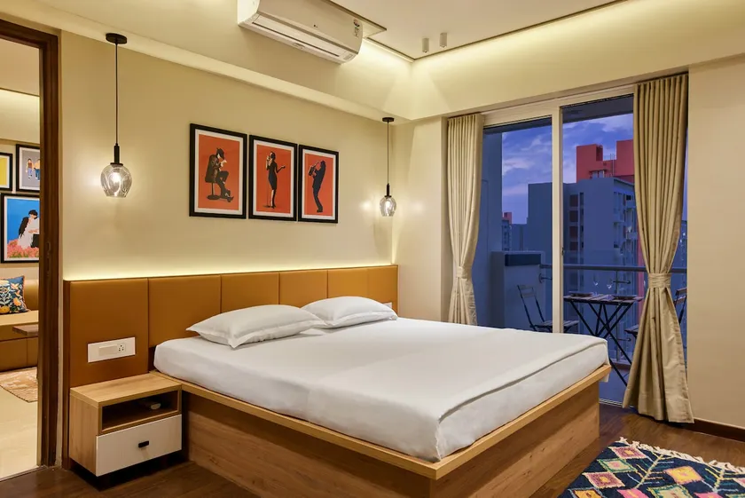 Luxurious suite with city skyline views @Kutumb - Image 1
