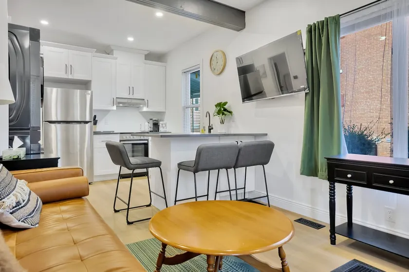 Perfect for Groups Big Granite Island 5-star Stay - Image 1