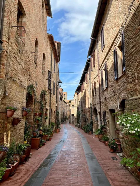 Mirella apartment in the historic center - Image 1