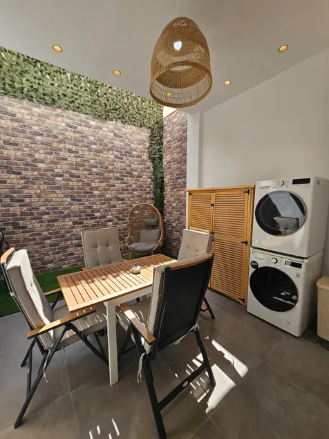 Bear Homes - Olimpia Suite - Image 1