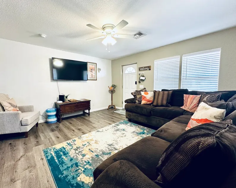 Pima Peach Cottage - Image 1