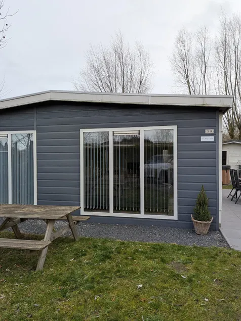 Bright Holiday Home with Hot Tub Near Breda - Image 1