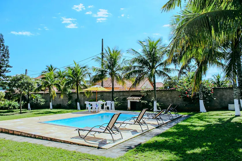 House with pool 500m from the beach – up to 13 guests - Image 1