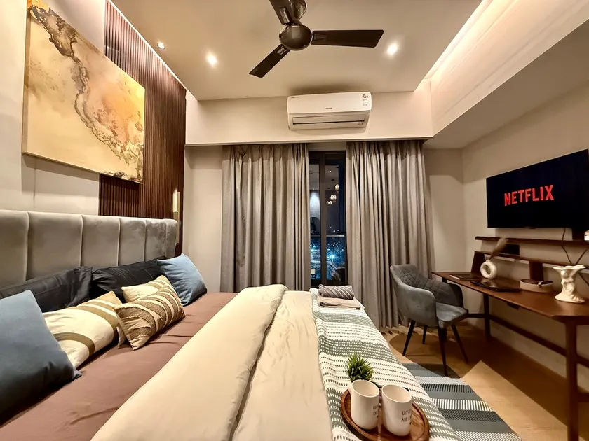Silver Clouds - Near Gaur City mall | 17th Floor - Image 1