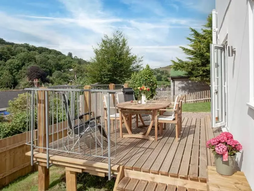 Silver Vale - Coastal Retreat, Family-Friendly - Image 1