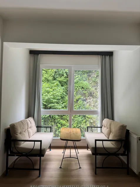 SUITE with city view - Image 1