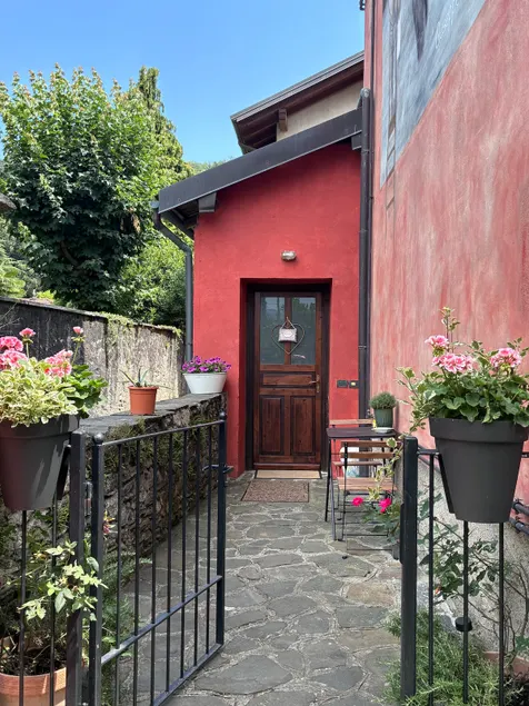 The Pink House of Bitter Rice in Orta - Image 1