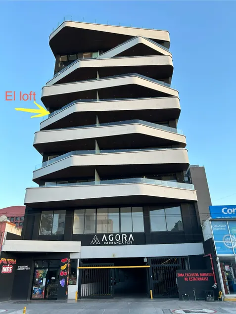 Fantastic building in central area. - Image 1