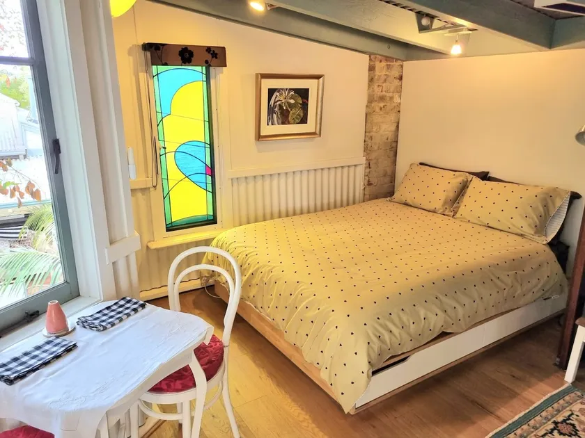 ”Remi and Pierre's Maisonette” - Image 1