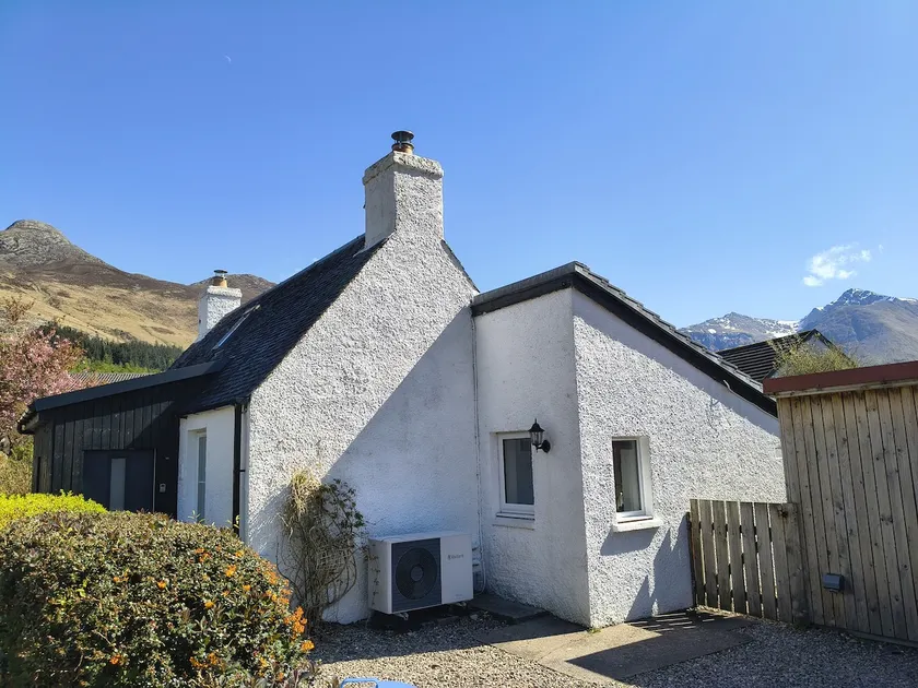 Glencoe Cottage - Image 1