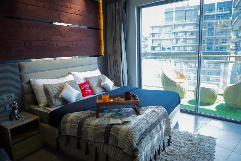 The Mauve by DiMerro | 38th Floor - Image 1