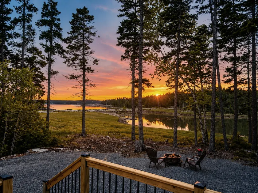 Oceanfront Sunset View Cabin - Image 1