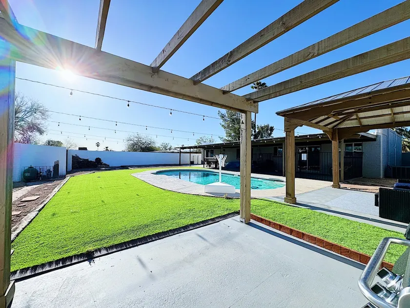 Cozy 3 Bedroom Home & Pool in Tucson AZ + Gameroom - Image 1